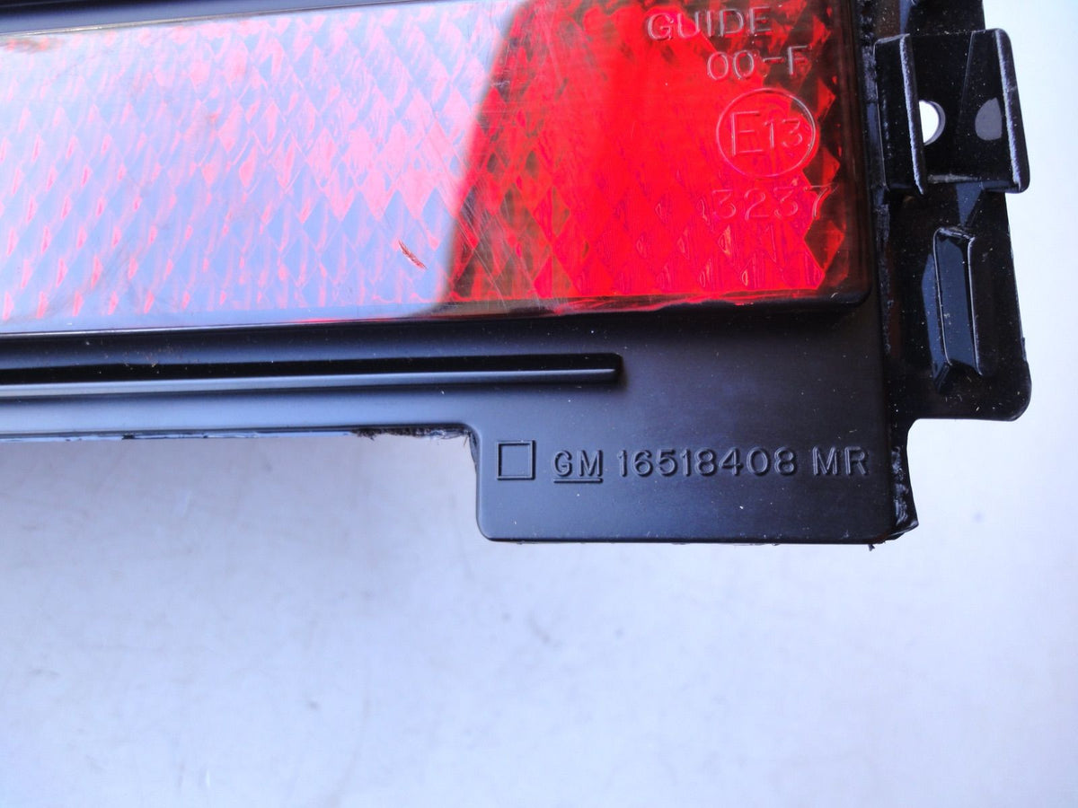 94-96 シボレー コルベット リア フォグ ランプ テールランプ ライト 16518408 5976869 Tail Lamp Rear（3枚目）