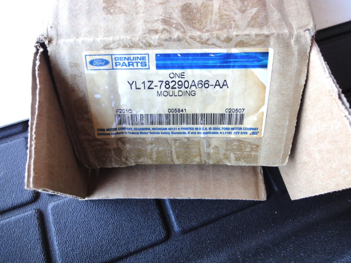 純正部品 98-03 右 フォード F150 エクスペディション リンカーン ブラックウッド ナビゲーター ドア ウィンドウ フレーム モー（8枚目）