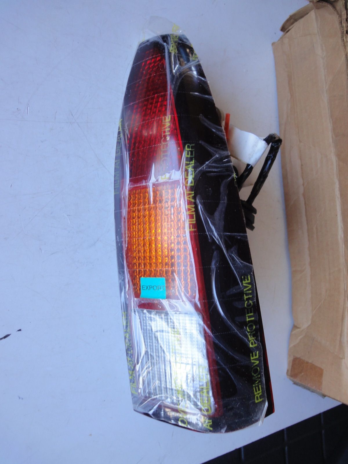純正部品 テール ライト ランプ シボレー GMC ビュイック マーキュリー リンカーン フォード 5977236 RH TAIL LIGH（7枚目）
