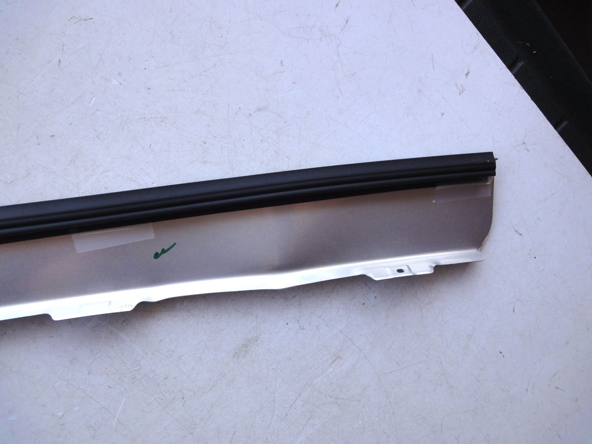 純正部品 フォード エクスペディション F150 リンカーン ブラックウッド ナビゲーター ドア ウィンドウ フレーム アッパー ドア モー（7枚目）