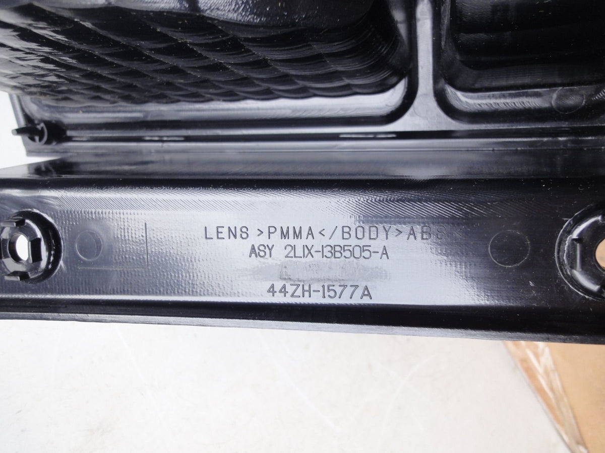 純正部品 左 03-06 フォード エクスペディション テール ランプ ライト 2X1X-13B505-A Ford Expedition （3枚目）
