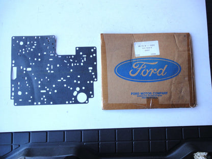 純正部品 E4OD 4R100 フォード E150 E250 E350 F150 F250 F350 F53 ブロンコ ロア バルブ ボディ ガスケット F5T