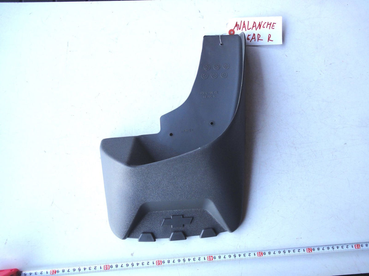 アバランチ リア 右 マッドガード AVALANCHE Rear RH Mudguard