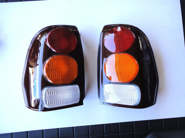 純正部品 左右セット シボレー トレイルブレイザー テール ランプ ライト Tail Light Lamp Chevrolet TrailBlazer 16530287 16530288