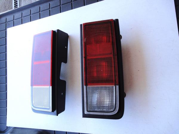 ハマー H2 テール ライト ランプ HUMMER H2 TAIL LIGHT LAMP 15193458 15193459 21998861 21998861
