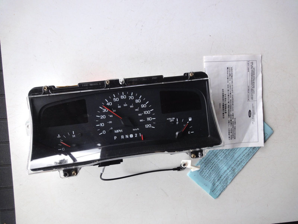 純正部品 98-05 リンカーン タウンカー スピードメーター インストルメント クラスター Lincoln Town Car Speedo（2枚目）