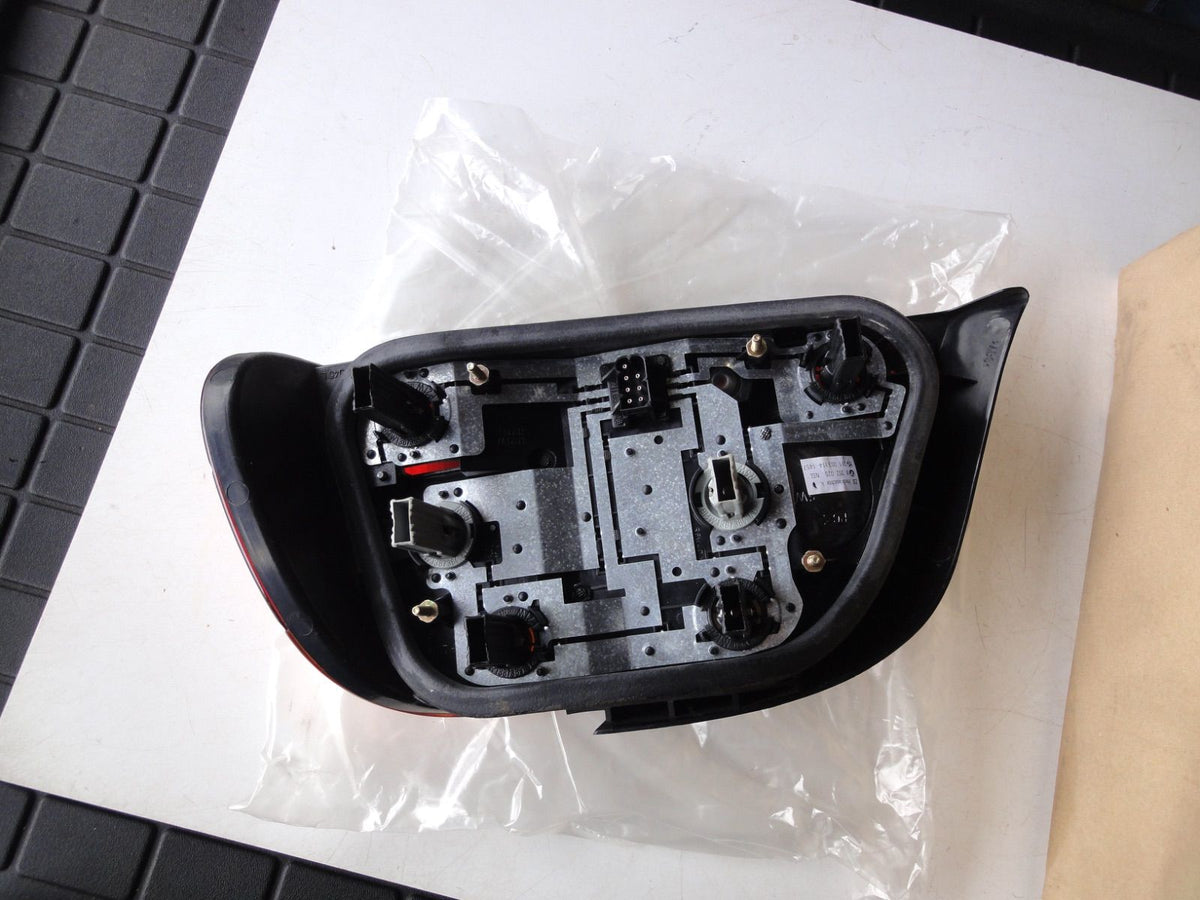 純正部品 BMW 3 E36 テール ランプ ライト 63218387637 tail light lamp 8352025NSL（3枚目）