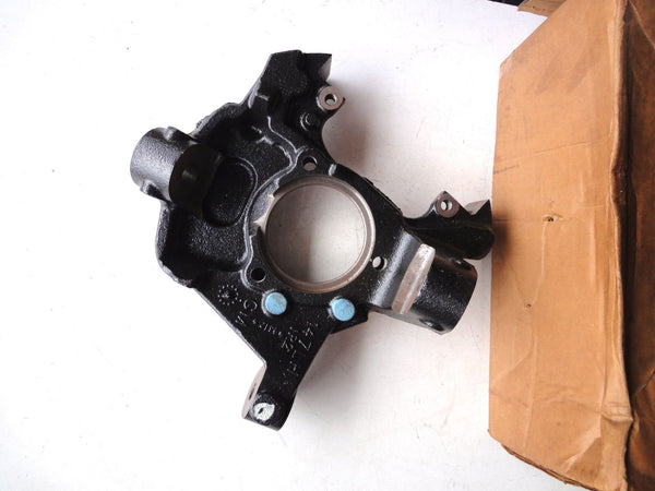 純正部品 95-02 LH シボレー K1500 K2500 アストロ タホ GMC サファリ サバーバン ユーコン フロント ステアリング ナックル 18060561 Front Steering Knuckle
