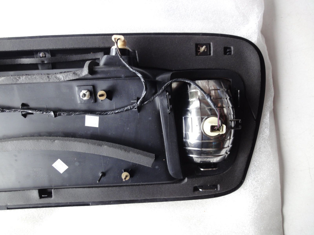 純正部品 98-00 リンカーン ナビゲーター ナンバー プレート トリム ハウジング F85Z-78404C42-AA F85B-7840（6枚目）