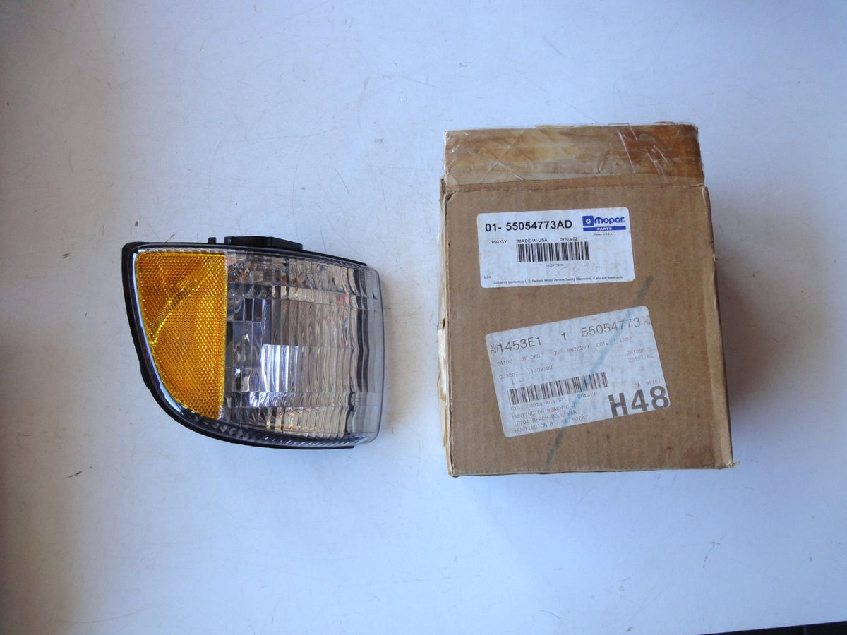 純正部品 91-02 左 ダッジ RAM1500 RAM2500 RAM3500 サイドマーカー ランプ ターン パーキング コーナー ライト Dodge Si