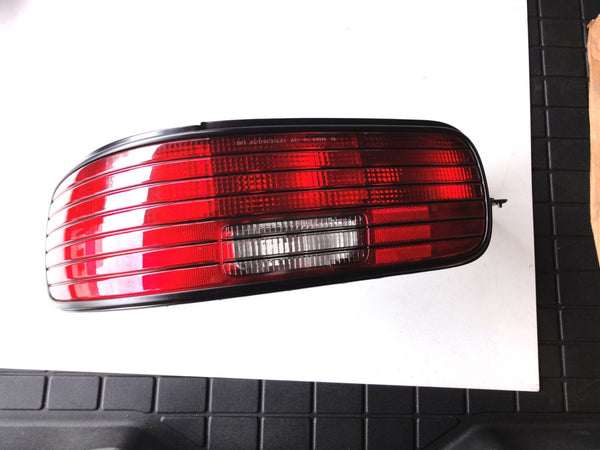 純正部品 94-96 左 ポンティアック ファイヤーバード シボレー カプリス テール ランプ ライト 16512855 5977447 Pontiac Firebird Chevrolet Caprice Tail Light lamp
