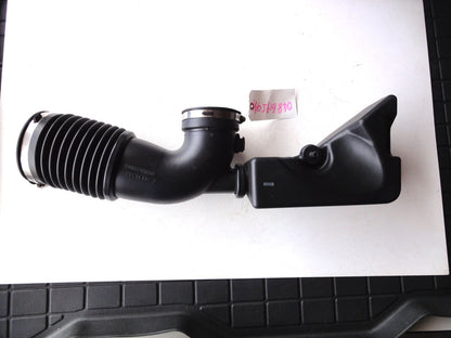 純正部品 09-10 5.7L ダッジ チャレンジャー チャージャー エア クリーン ダクト 4861950AA Fuel Clean Air Duct Dod