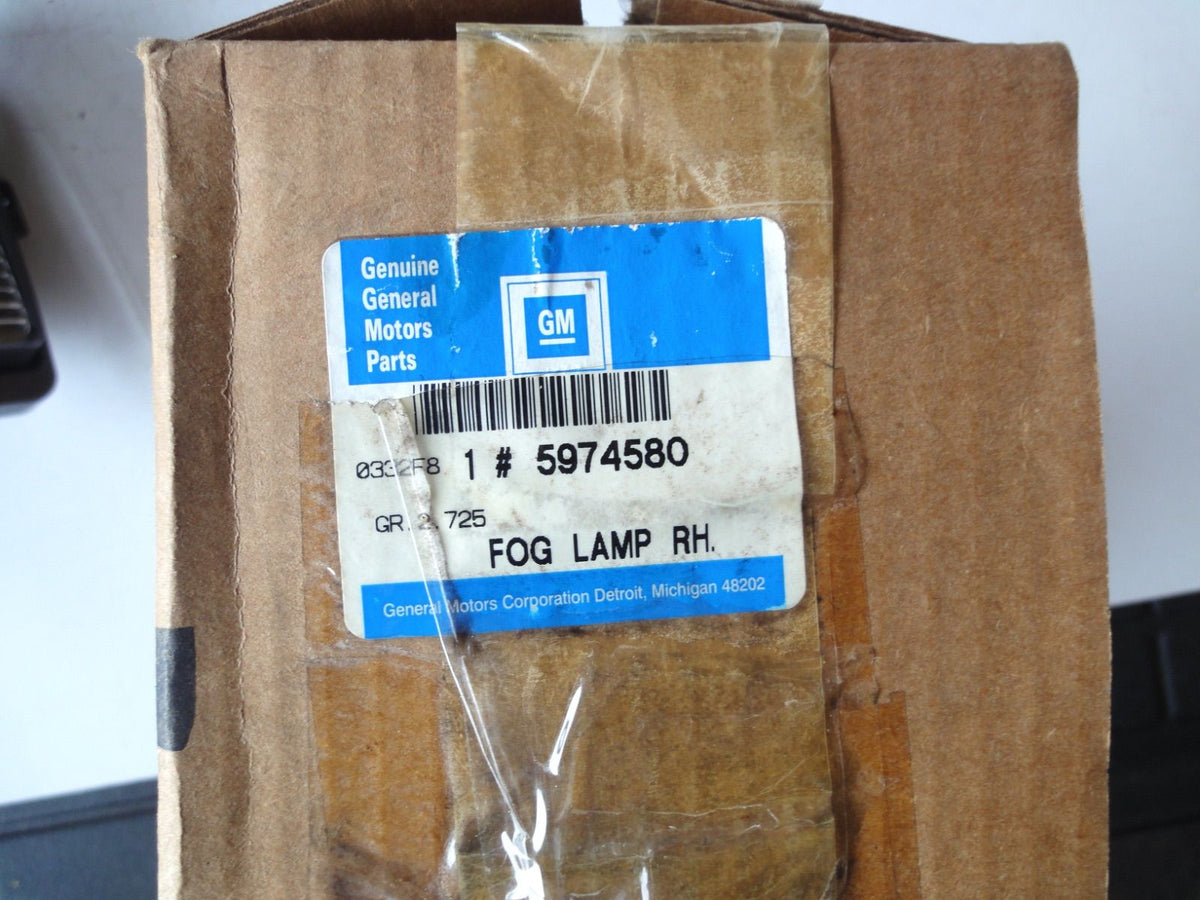 純正部品 82-92 右 シボレー カマロ フォグランプ フォグ ライト RH 5974580 FOG LAMP Chevrolet Cam（4枚目）