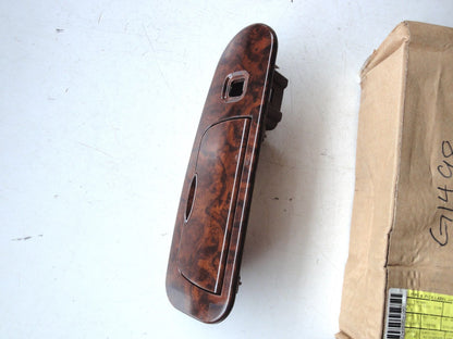 純正部品 98-02 右 リンカーン タウンカー F8VZ-14527-BG Switch Housing Lincoln Town Car ウィンドウ シート