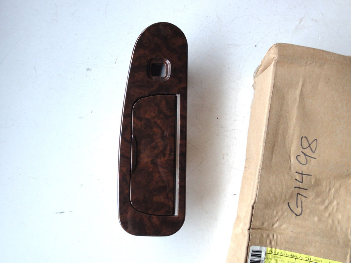 純正部品 98-02 右 リンカーン タウンカー F8VZ-14527-BG Switch Housing Lincoln Town Car（3枚目）
