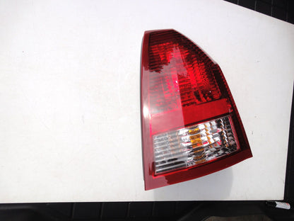 純正部品 05-07 右 クライスラー 300 300C テール ライト ランプ 4805852AC Chrysler 300 300C T（2枚目）
