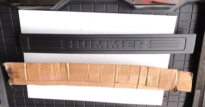 純正部品 06-10 ハマー H3 H3T リアフロア リアトリムプレート リア カーゴ スカッフ プレート 15802797 hummer H3 H3T Re