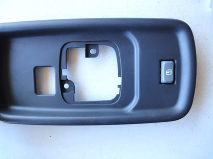 純正部品 96-00 GMC サバナ シボレー エクスプレス リア ドア 内 ハンドル ベゼル 15148697 Rear Door Ins（5枚目）