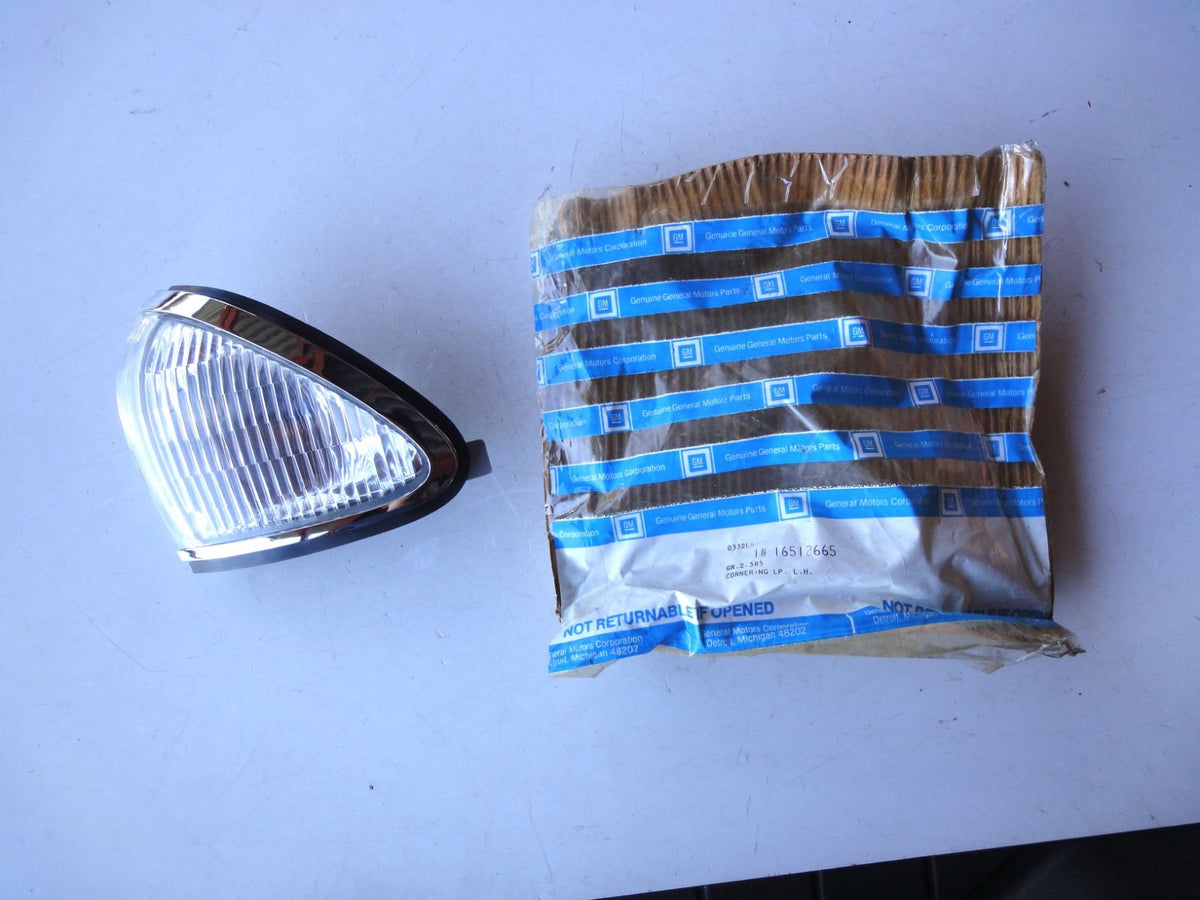 純正部品 91-93 左 オールズモビル 88 98 コーナーランプ ウィンカー 16512665 cornering lamp light Oldsmobil
