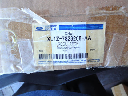 純正部品 97-02 右前 ウィンドウ レギュレーター フォード エクスペディション F150 リンカーン ナビゲーター Window Re（5枚目）