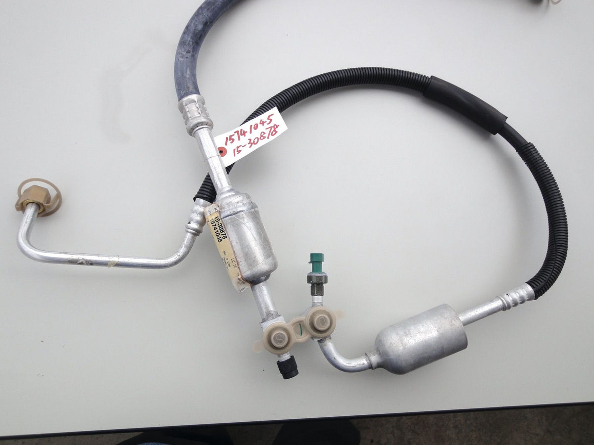 純正部品 96-99 C1500 サバーバン エアコン ホース 15741045 NEW Suction and Discharge Ass（2枚目）