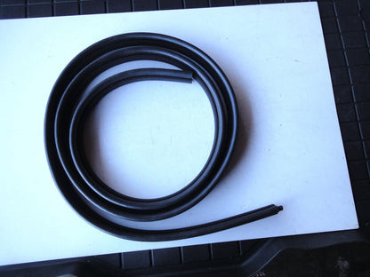 純正部品 95-96 リンカーン タウンカー ウェザーストリップ ドアシール Lincoln Town Car WeatherStrip D（2枚目）