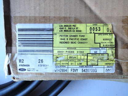 純正部品 95-96 リンカーン タウンカー ウェザーストリップ ドアシール Lincoln Town Car WeatherStrip D（5枚目）