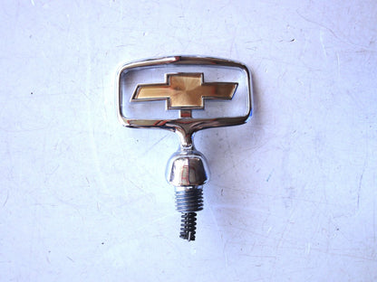 純正部品 91-96 シボレー カプリス インパラ ボンネットマスコット フード エンブレム オーナメント 10119817 hood emblem Ornam