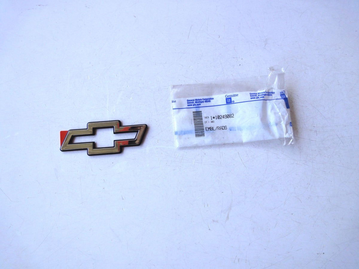 純正部品 94-96 エンブレム シボレー カプリス インパラ ラジエーター グリル Bowtie ボータイ Radiator Grille（2枚目）