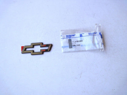 純正部品 94-96 エンブレム シボレー カプリス インパラ ラジエーター グリル Bowtie ボータイ Radiator Grille（2枚目）