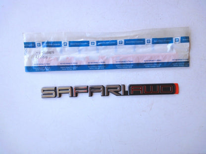 純正部品 95-05 GMC サファリ AWD フロントサイドドア ネームプレート エンブレム 15690679 SAFARI AWD Fr（4枚目）