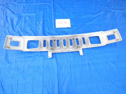 純正部品  ハマー H2 ラジエーター アッパー グリル HUMMER H2 Radiator Upper  Grille 15177227