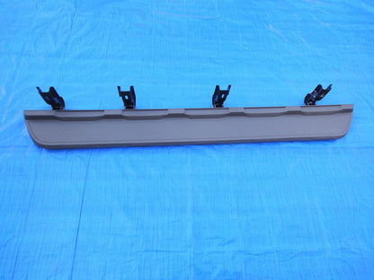 純正部品 02 シボレー サバーバン アバランチ 助手席 ランニング ボード ステップ 12490925 PASSENGER SIDE RUNNING BOARD Step