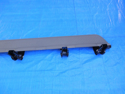 純正部品 02 シボレー サバーバン アバランチ 助手席 ランニング ボード ステップ 12490925 PASSENGER SIDE RUNNING BOARD Step