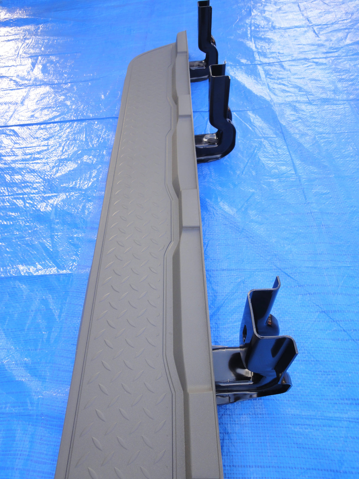 純正部品 02 シボレー サバーバン アバランチ 助手席 ランニング ボード ステップ 12490925 PASSENGER SIDE RUNNING BOARD Step