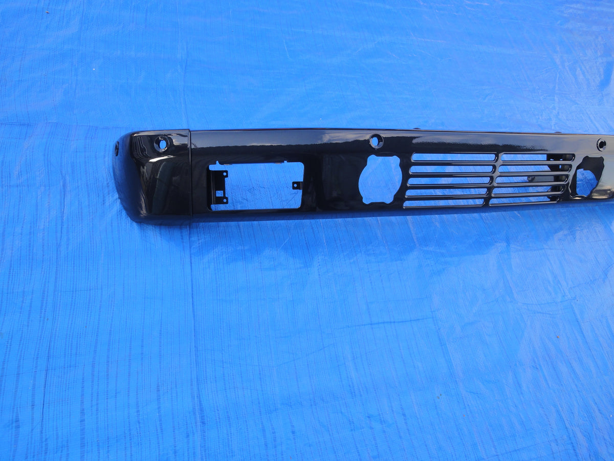 メルセデス ベンツ Gクラス W463 G63 G65 AMG フロントバンパー  A4638850325 4638850325  G class W463 Front Bumper Mercedes Benz