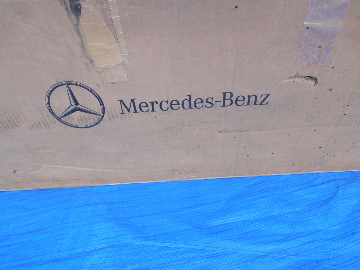 メルセデス ベンツ Gクラス W463 G63 G65 AMG フロントバンパー  A4638850325 4638850325  G class W463 Front Bumper Mercedes Benz