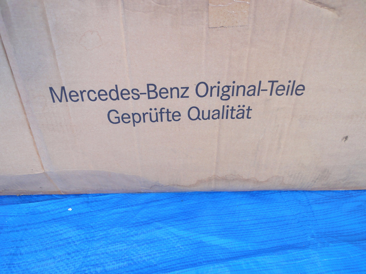 メルセデス ベンツ Gクラス W463 G63 G65 AMG フロントバンパー  A4638850325 4638850325  G class W463 Front Bumper Mercedes Benz